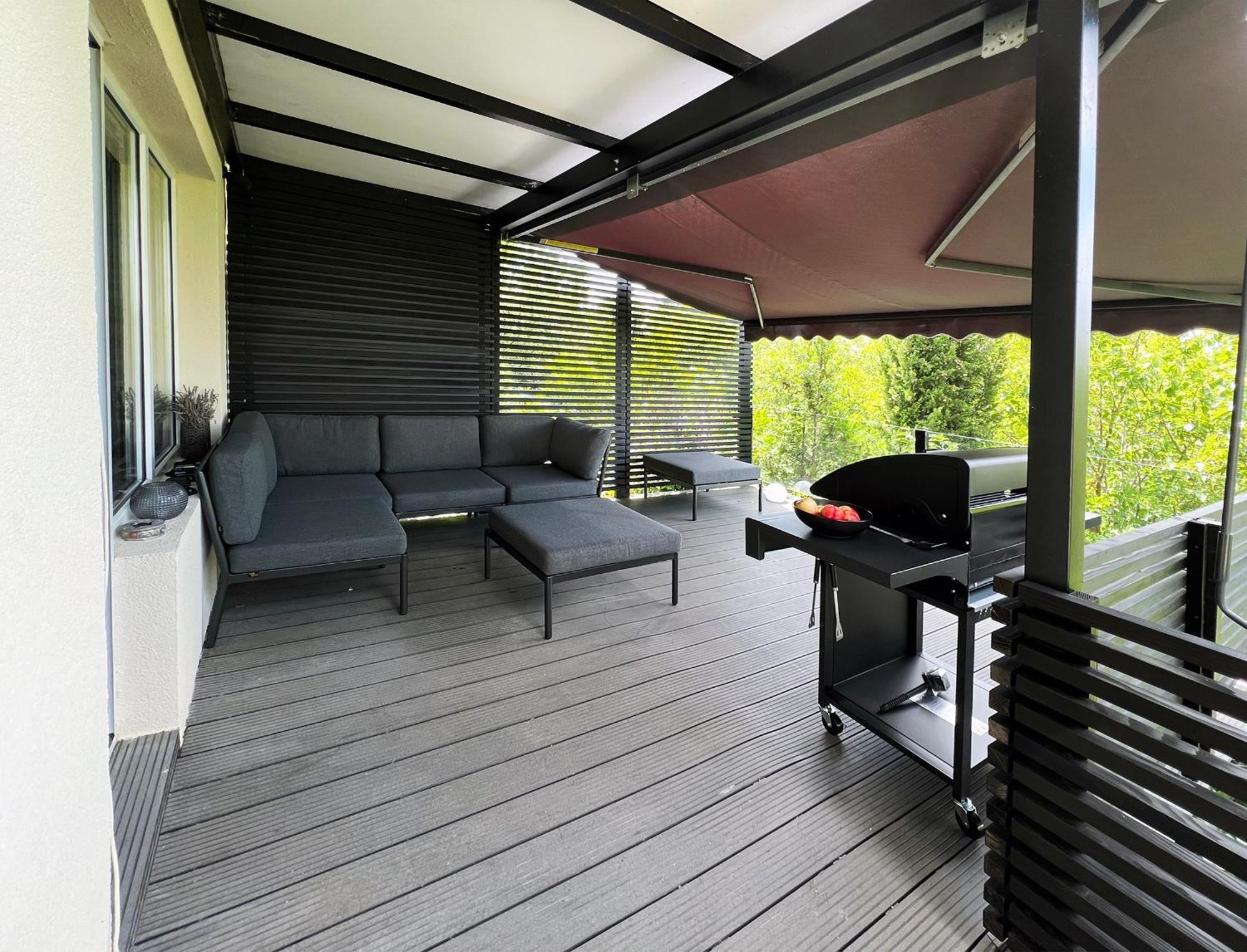 Pergola House In A Green Oasis With Fantastic View Petrovaradin Exterior photo