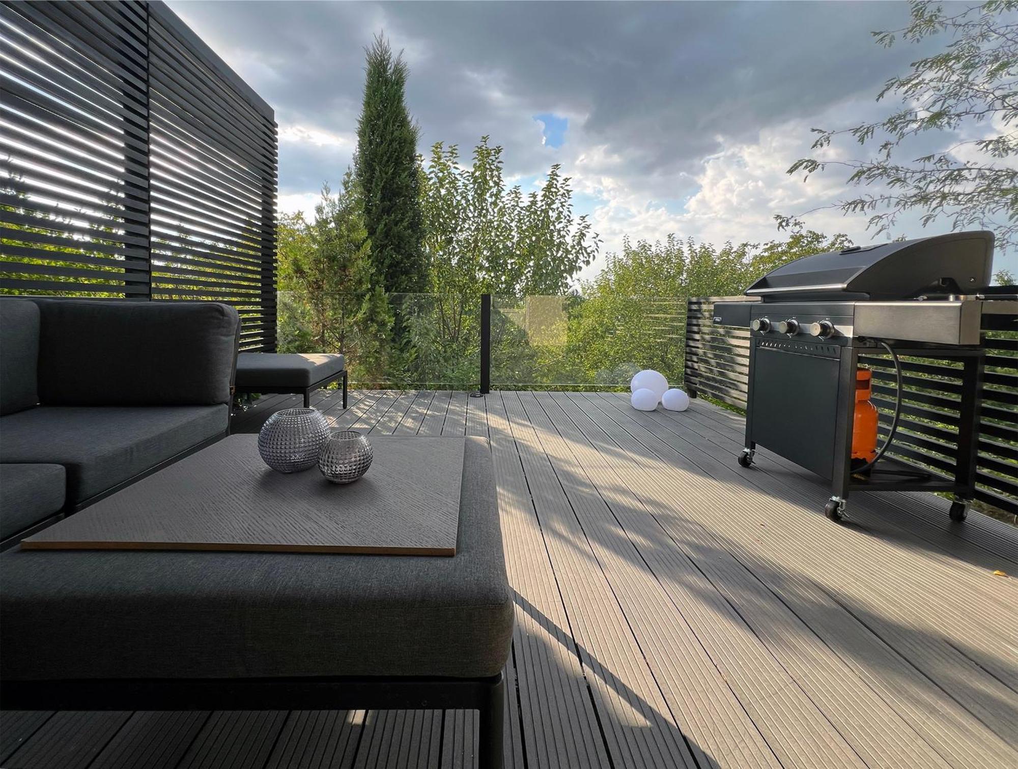 Pergola House In A Green Oasis With Fantastic View Petrovaradin Exterior photo